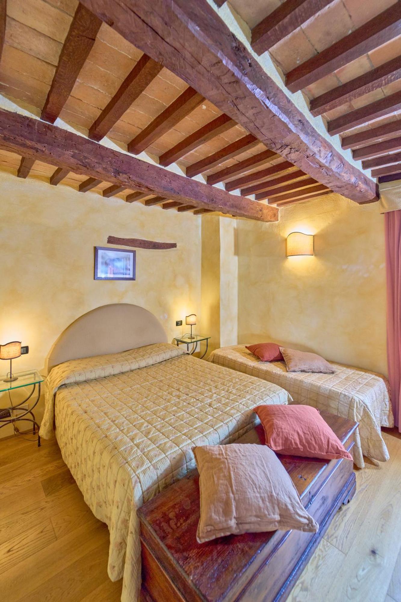 Aparthotel Borgo Fastelli Sarteano Exterior foto