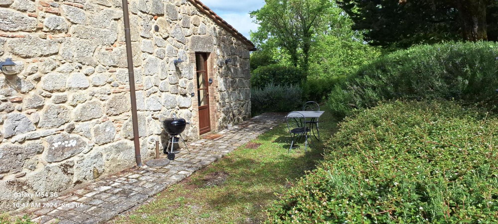 Aparthotel Borgo Fastelli Sarteano Exterior foto