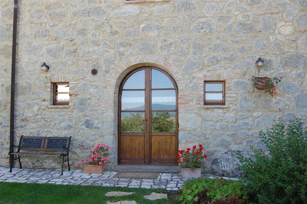Aparthotel Borgo Fastelli Sarteano Exterior foto