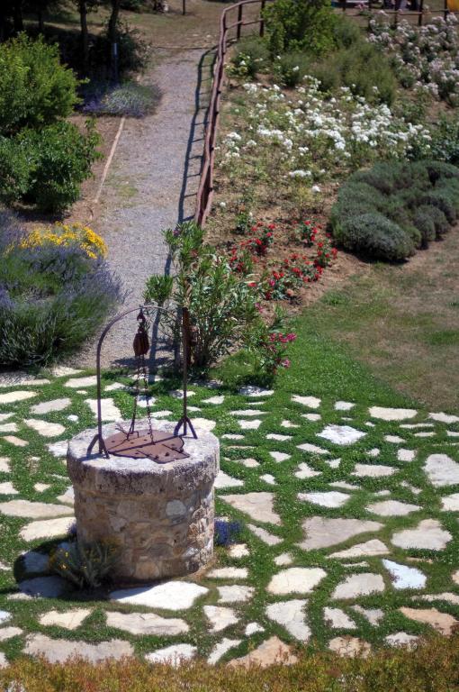 Aparthotel Borgo Fastelli Sarteano Exterior foto